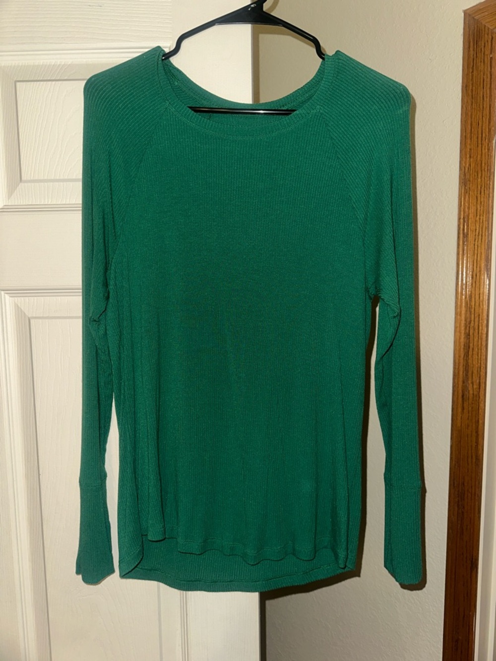 Women's Crewneck Long Sleeve Top - Green